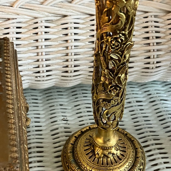 VNTG ORMULU  BUD VASE GOLD GILT FILIGREE APPLIED ROSE AND CLEAR FLUTE 11” - Picture 8 of 11